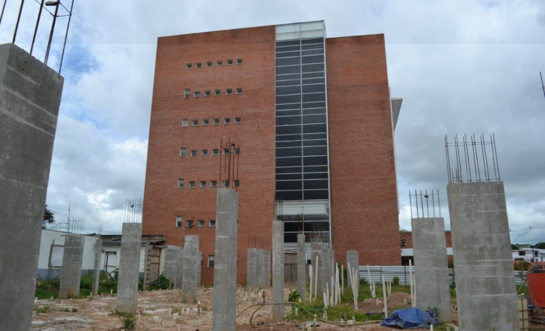 Governo dá continuidade às obras de ampliação do Pronto-Socorro de Rio Branco